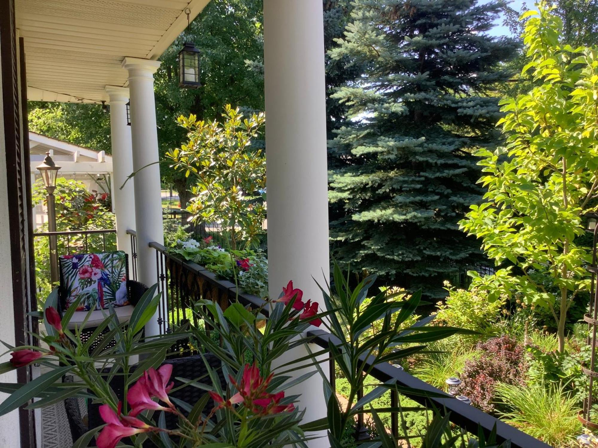 Via Veneto - Old Town Bed & Breakfast Niagara-on-the-Lake Exterior photo